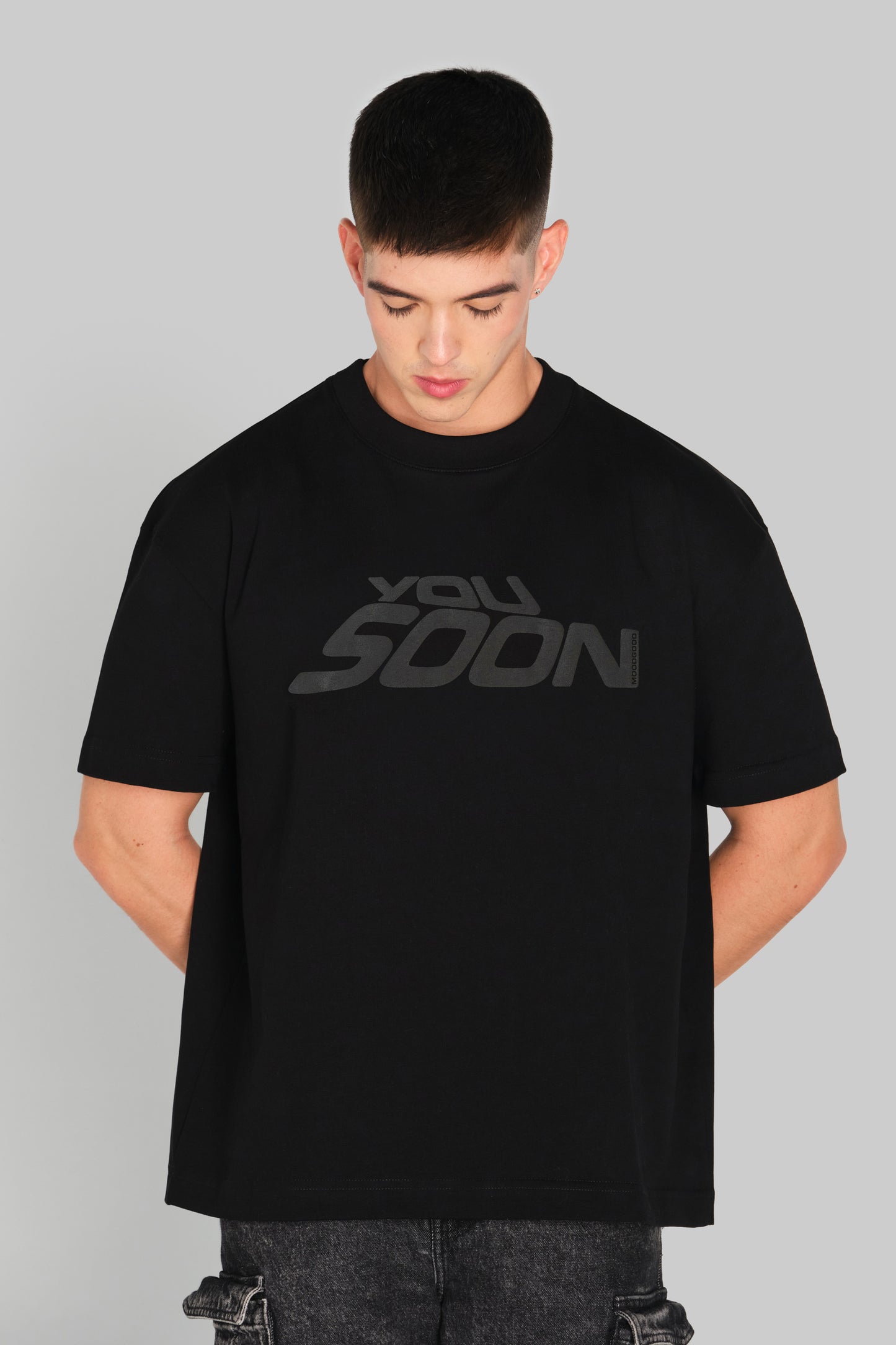 Tshirt Boxy Negra YOU SOON