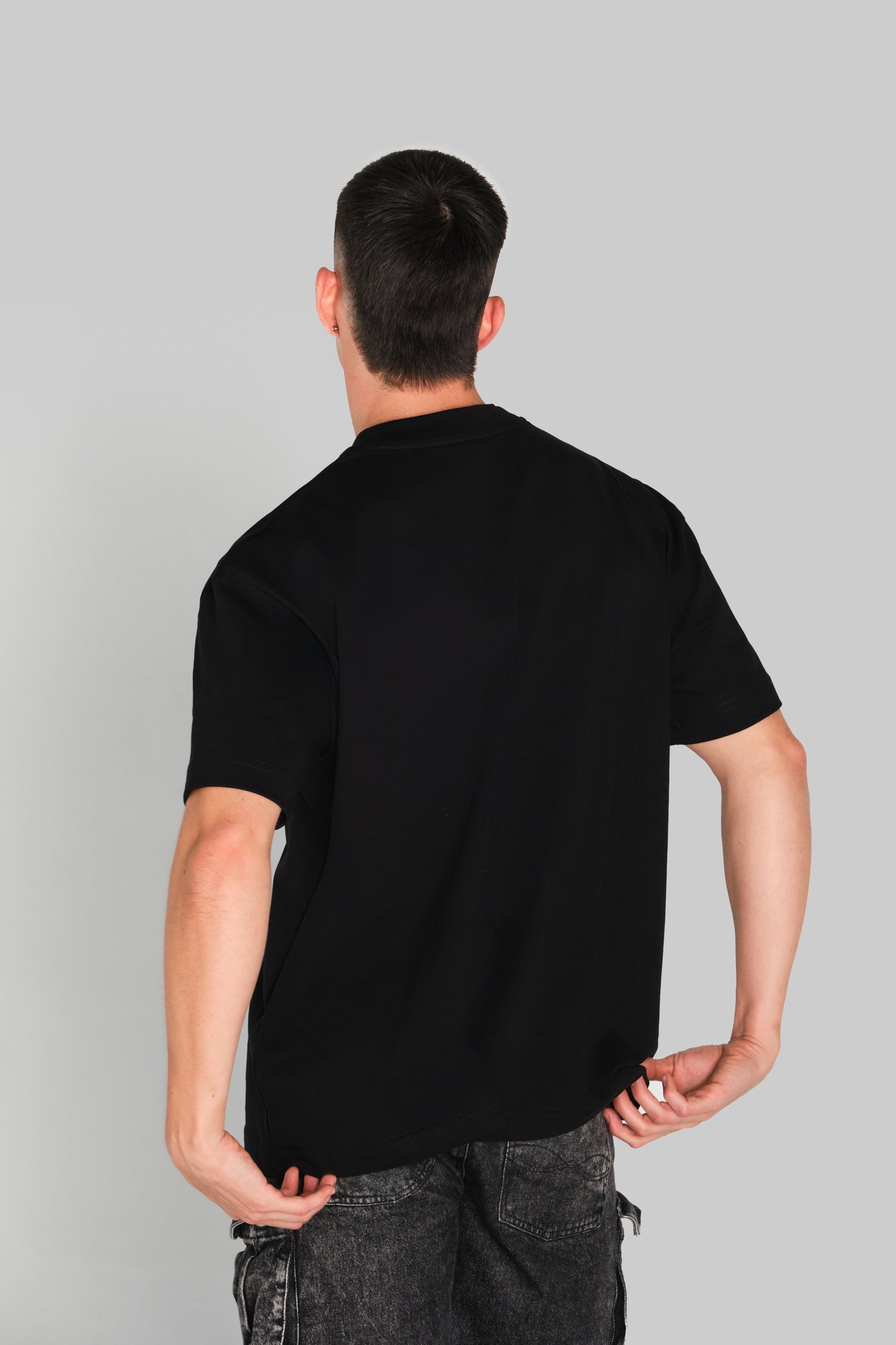 Tshirt Boxy Negra YOU SOON