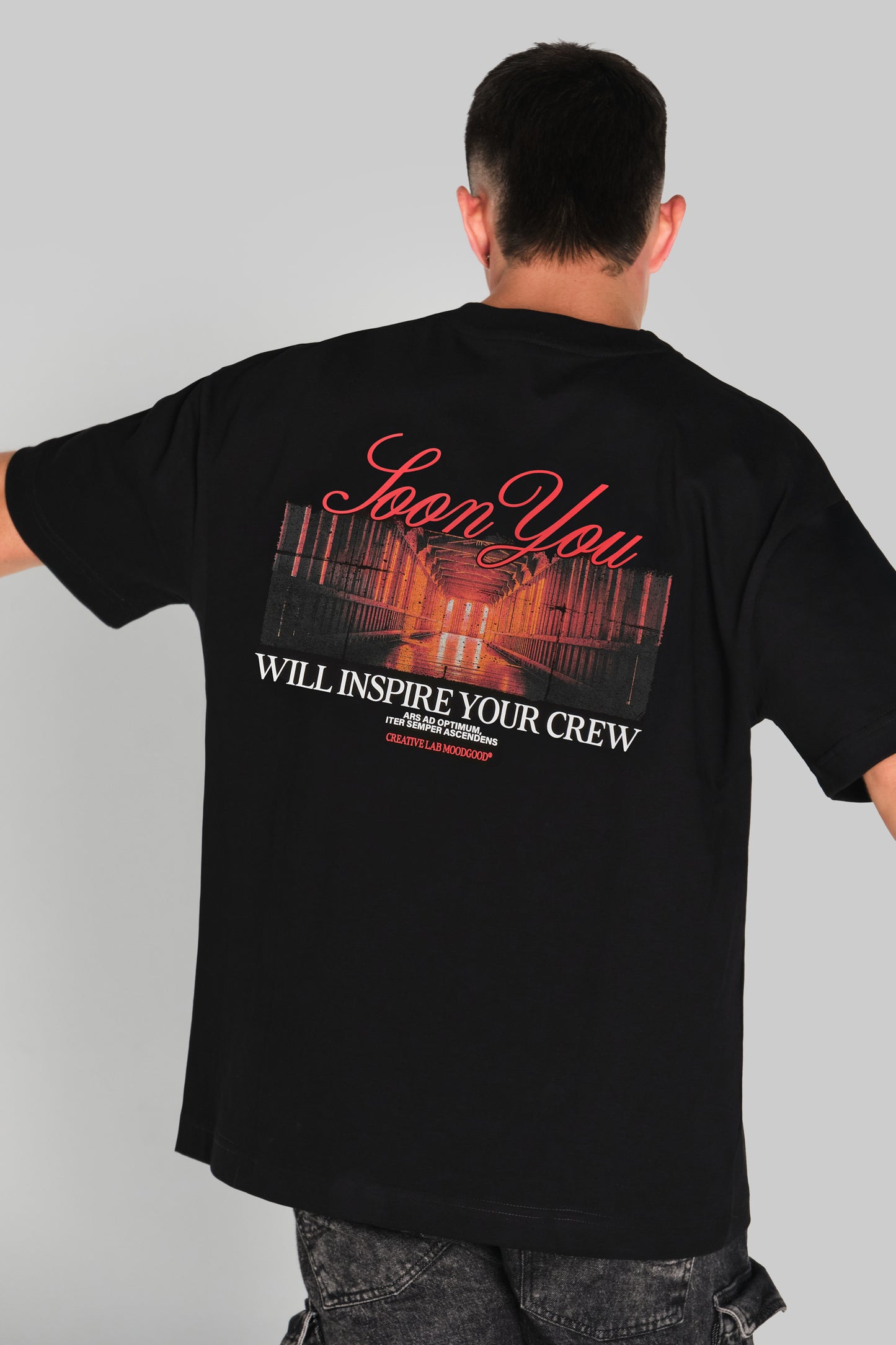 Tshirt Boxy  Negra YOU SOON